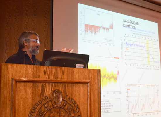 Clase magistral UCSC (Fotografía: www.ucsc.cl)